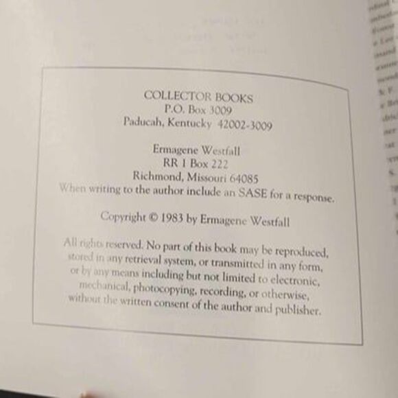 Cookie Jar Identification and Price Books Warmans & Collector Books Lot 2 - Picture 6 of 12